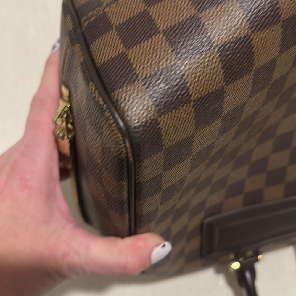 Louis Vuitton
Nolita Handbag Damier 24 Heures - Picture 8 of 9